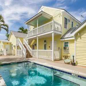 Leo's Apartment Key West